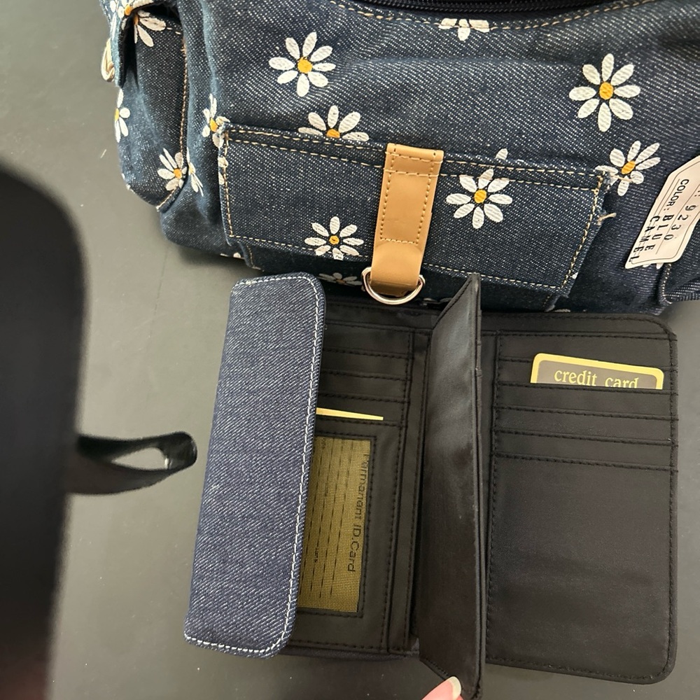 Denim Daisy purse with matching Wallet NWT - Picture 2 of 8